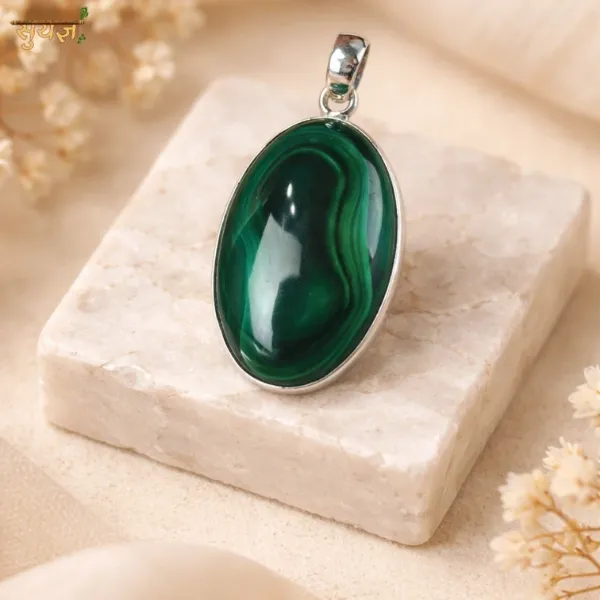 Malachite Oval Shape Locket